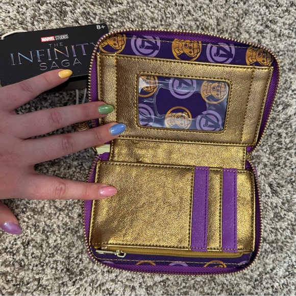 Brand NEW Loungefly Infinity Gauntlet Wallet - Picture 3 of 3